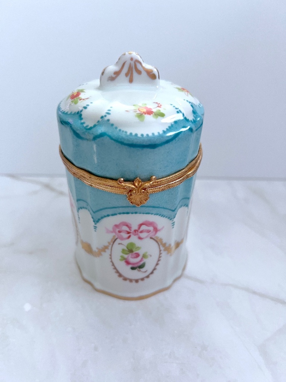 Vintage Limoges France Tall Vanity Jar Hatpin Holder Hand Painted Rose Powder